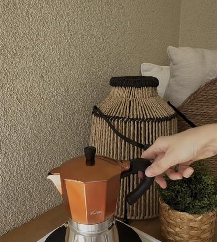 1c661f93-72f0-43f2-8749-75fe41843a4e